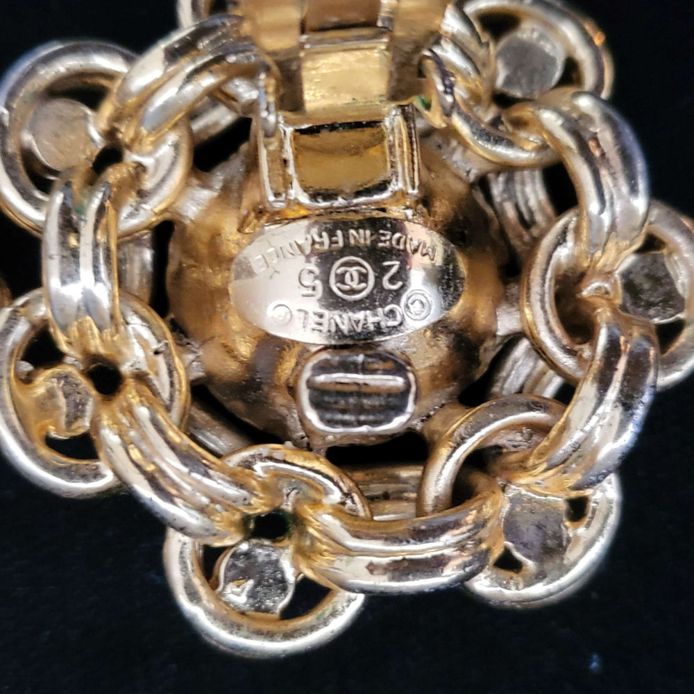 1970s Green Gripoix Chanel Medallion Necklace